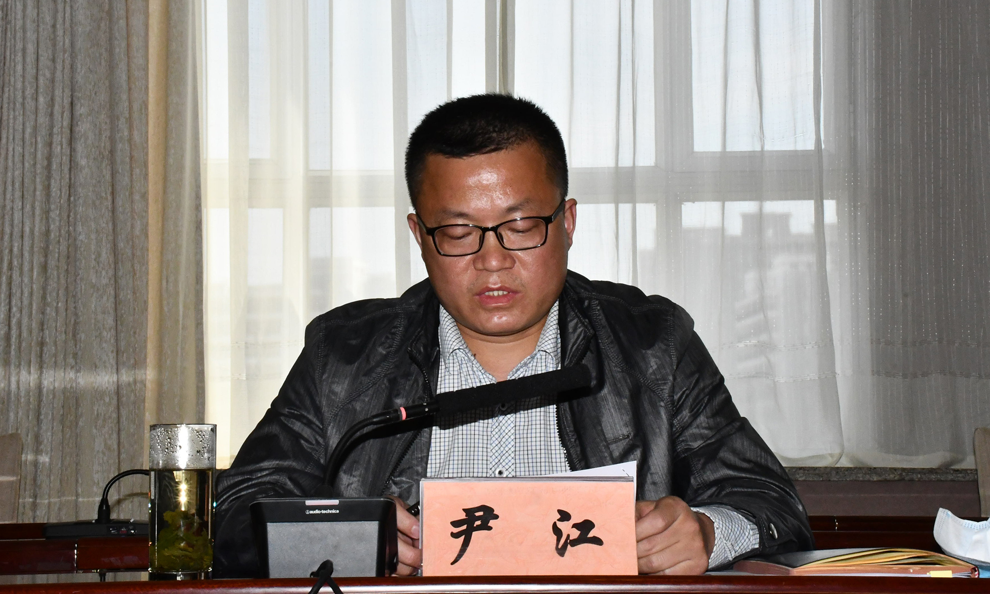 自治区司法厅召开欢迎"访惠聚"驻村,第一书记返回人员座谈会